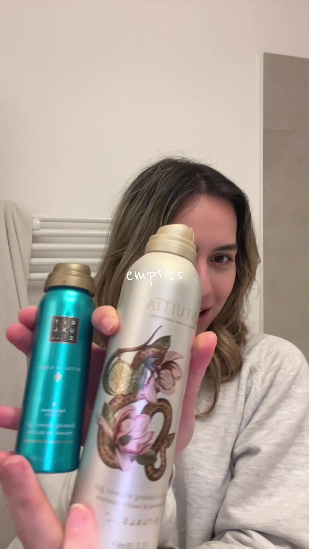 @damnitsioana