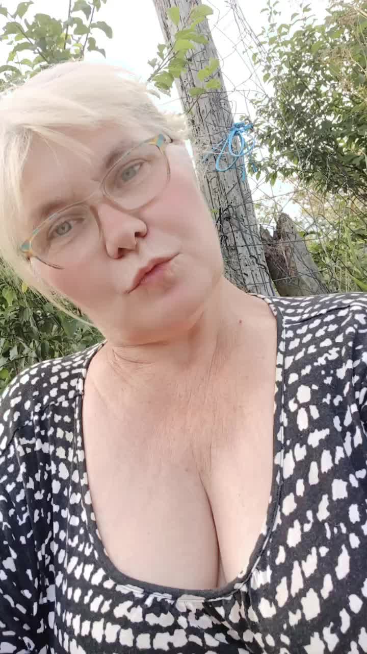 @Elena Liliana