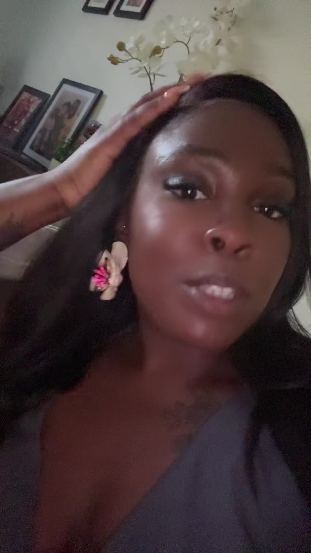 @Shan•Muva •Hairstylist•Foodie