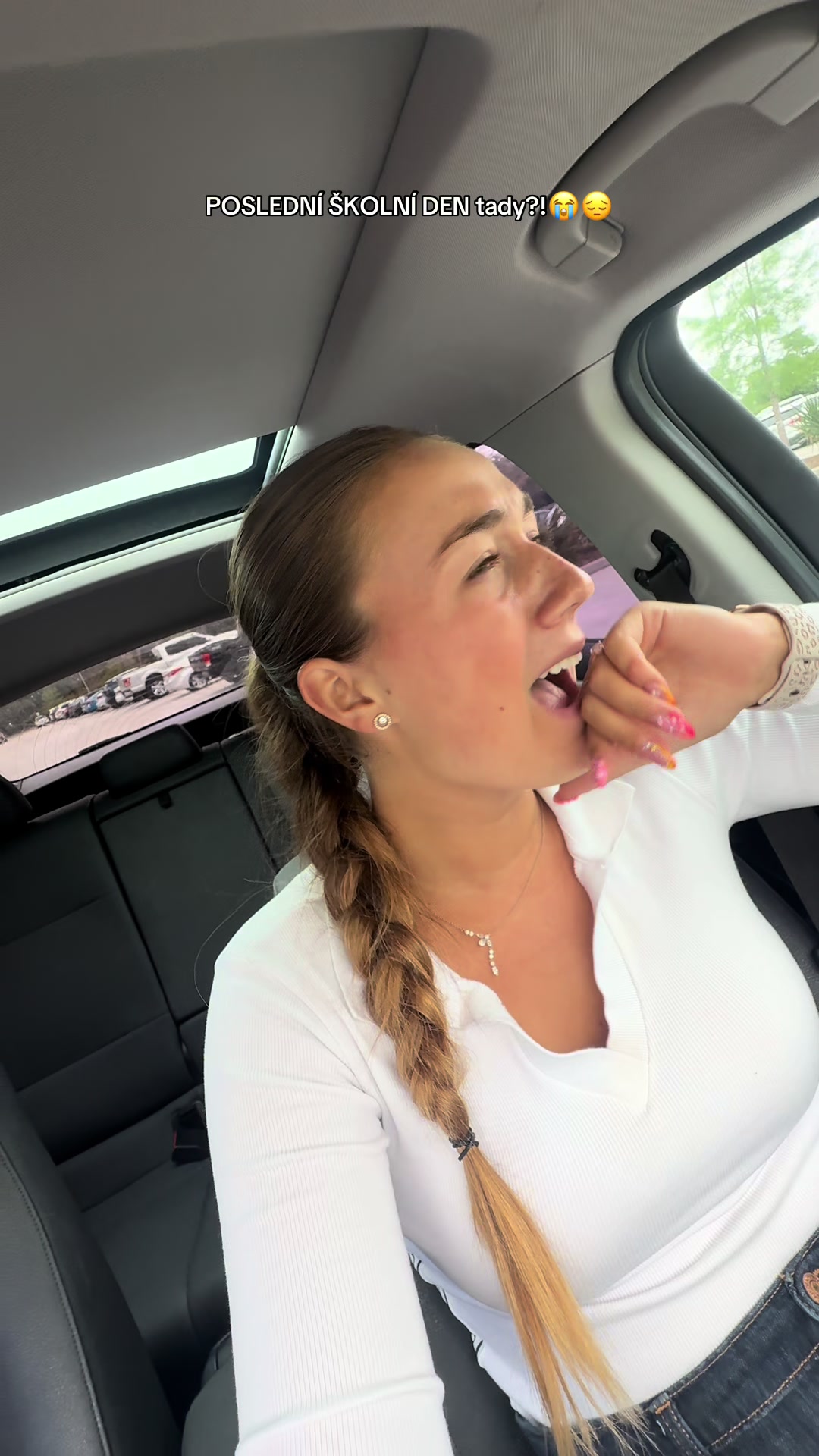 @Anička