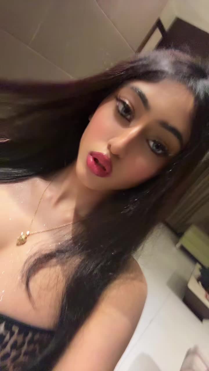 @amaira_lakdawala