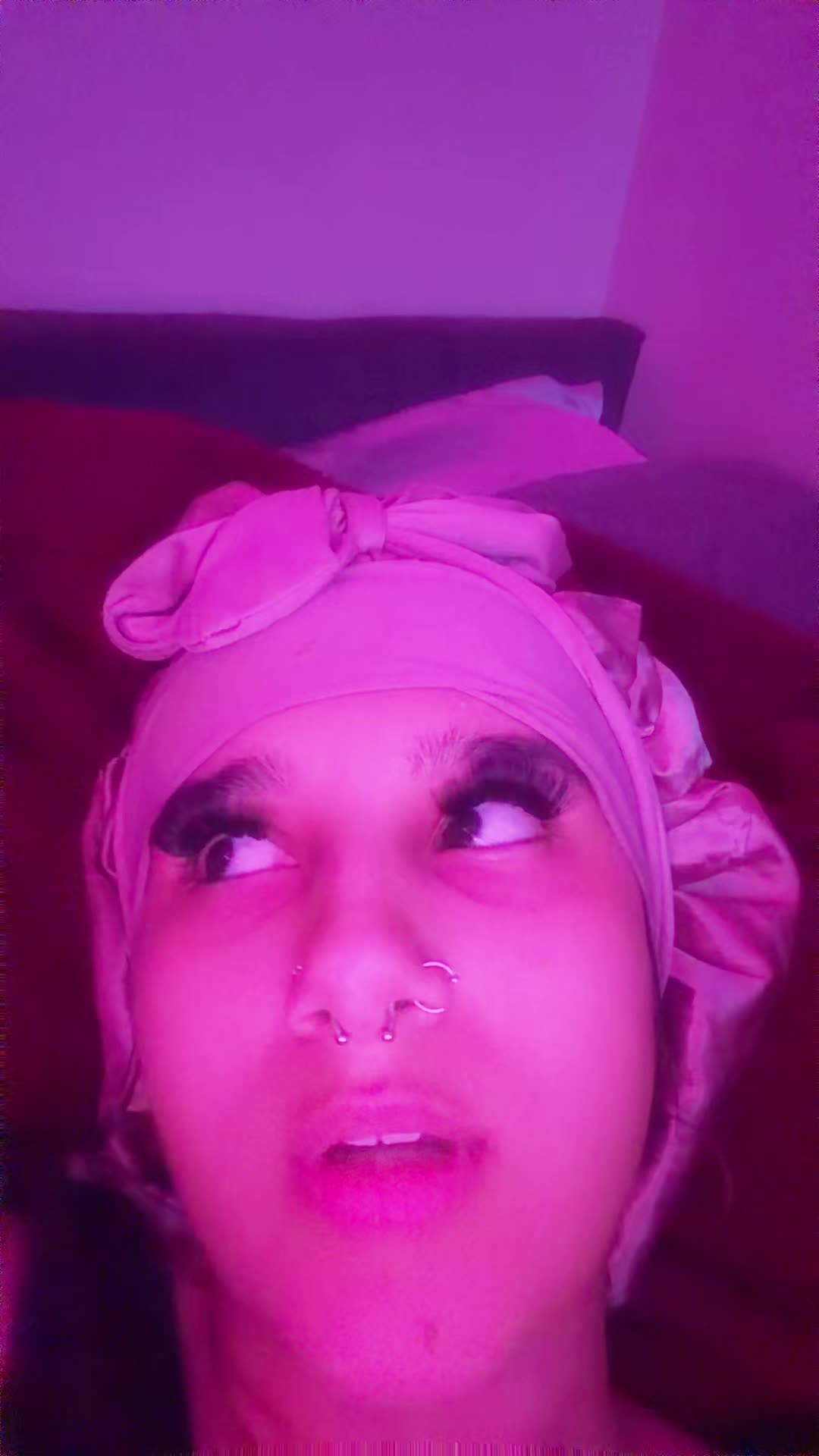@👩🏽&zwj;❤️&zwj;💋&zwj;👨🏽