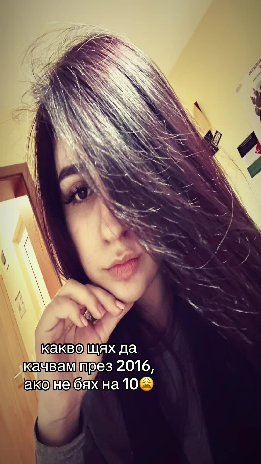 @𝑣𝑒𝑙𝑖𝑠𝑙𝑎𝑣𝑎