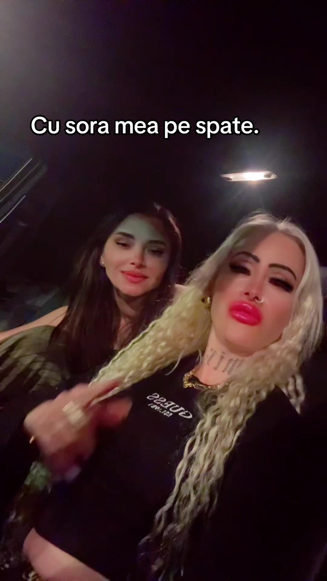 @Karina Nina Varga