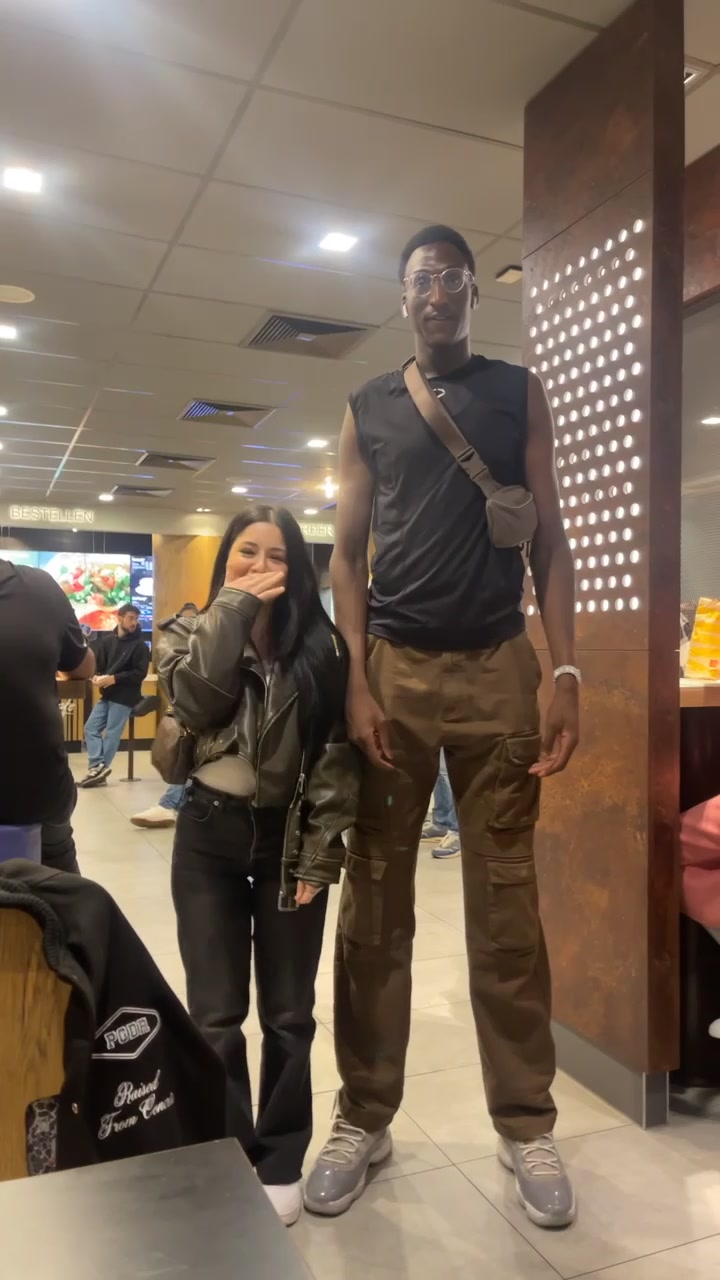 @Rupee7ft2baller