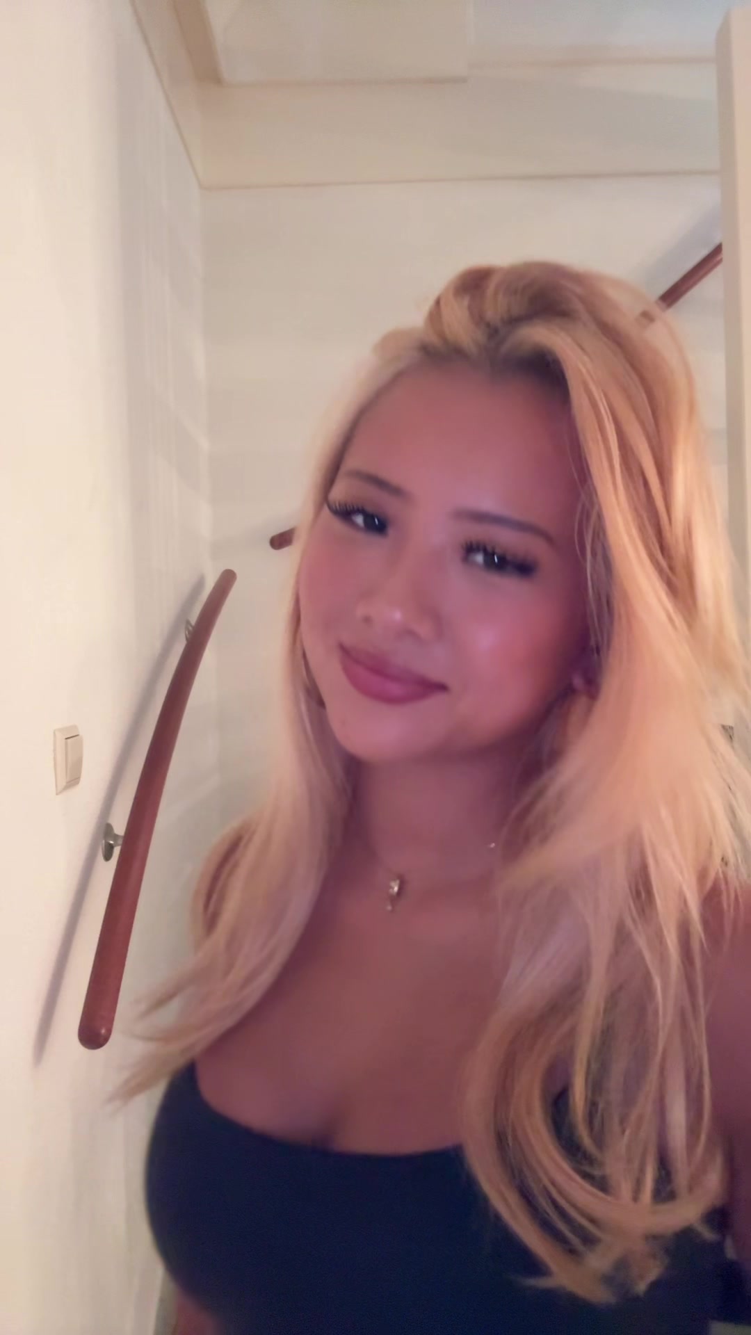 @u