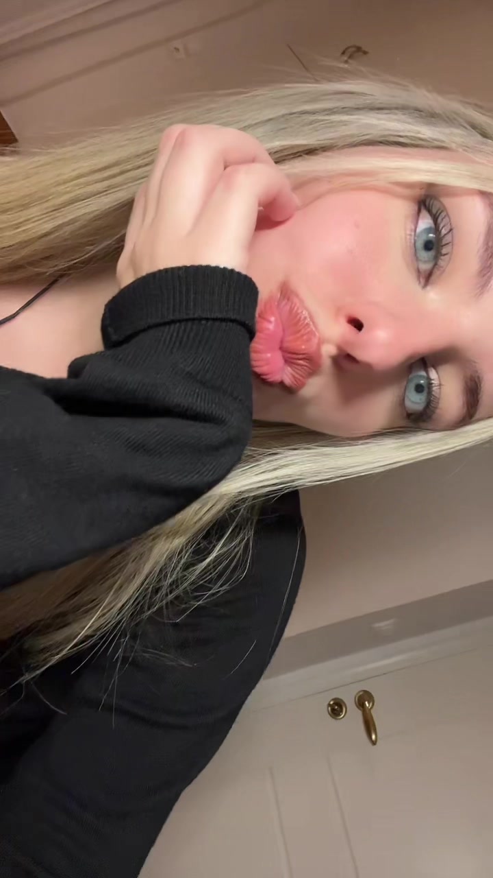 @chrysa