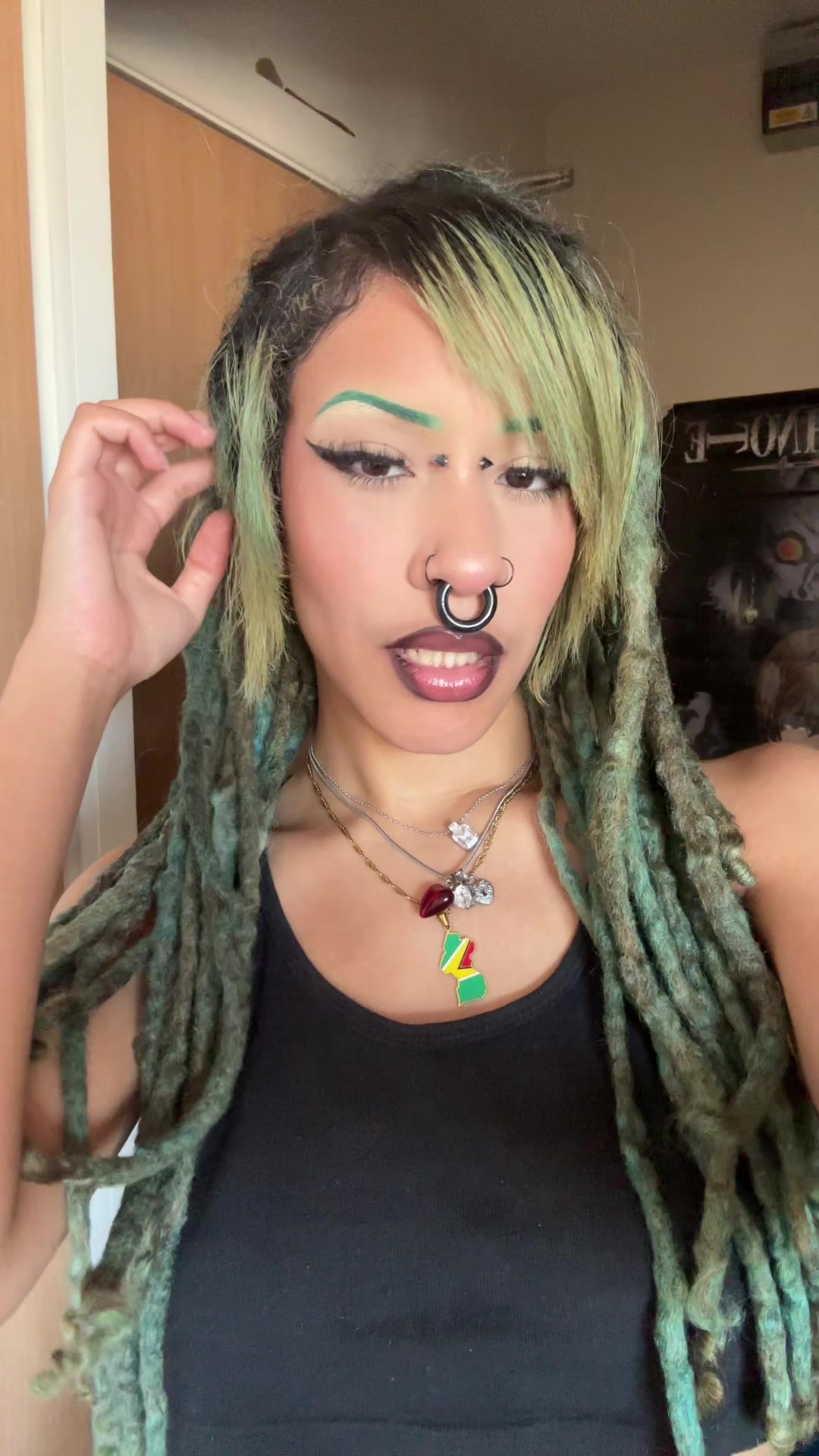 @kissmyass
