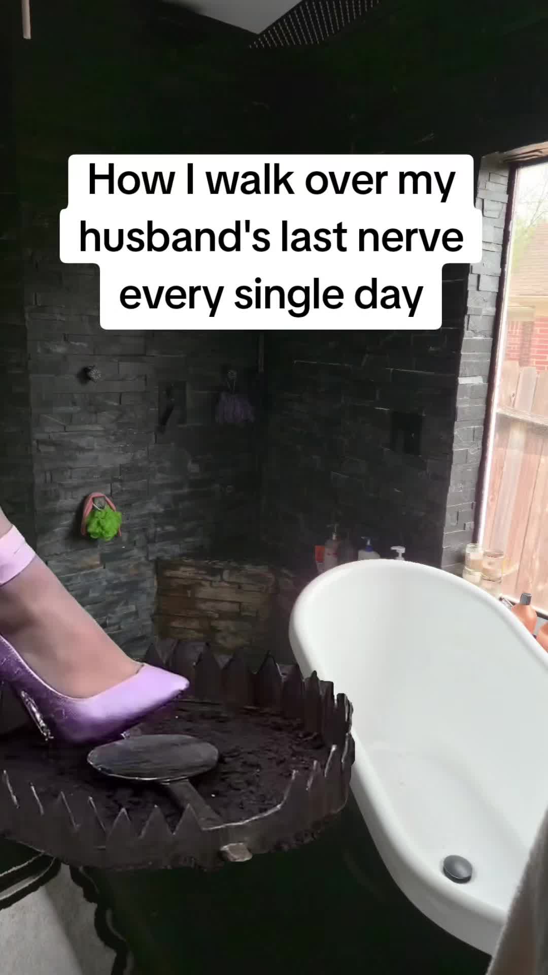 @TheMoistQueen ®️