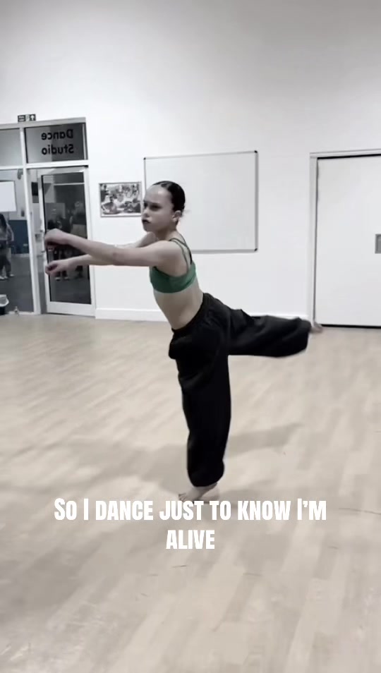 @Viktoria🤍
