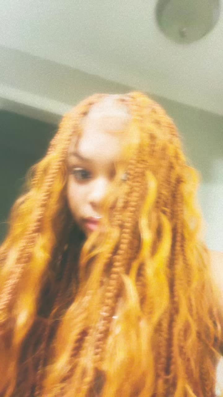 @youcancmqueenb