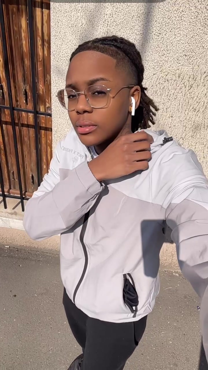 @𝕃𝕖 𝙷’🇬🇫