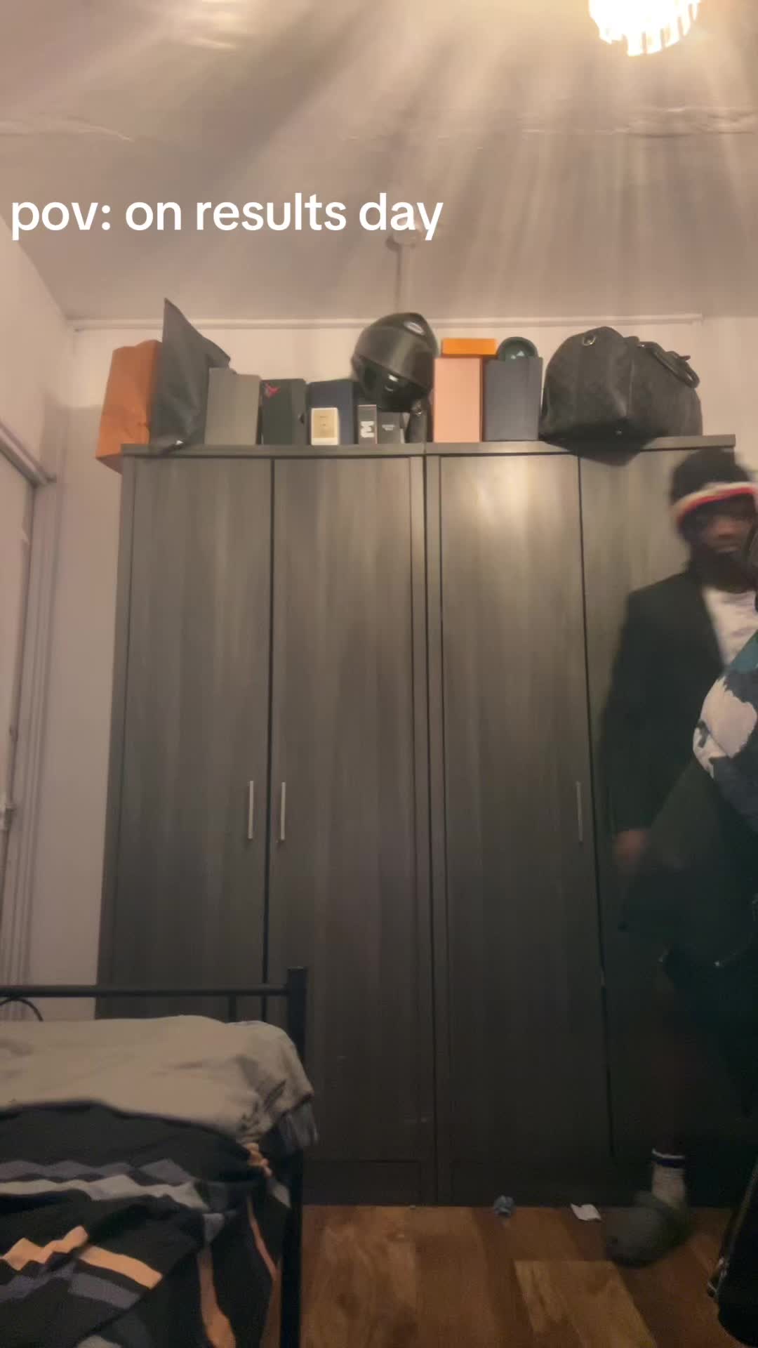@B2
