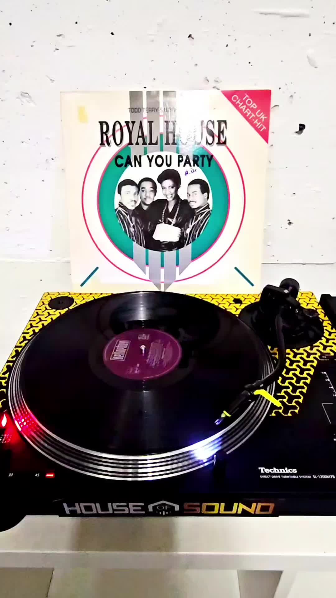 @vinyl-lover