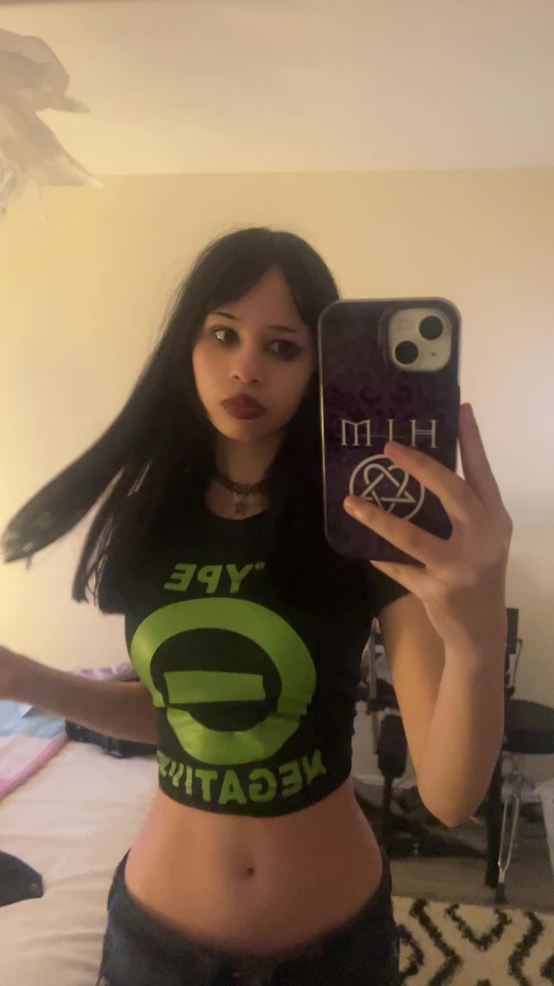 @𝔇𝔞𝔫𝔦𝔢𝔩𝔩𝔞 🧛🏻&zwj;♀️🦇