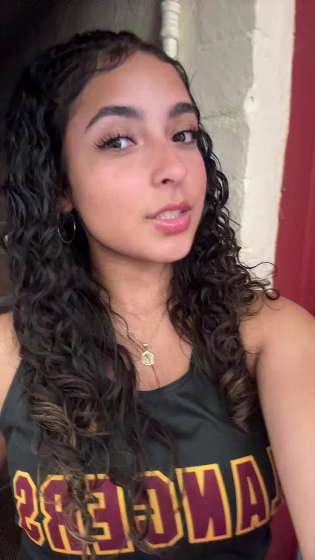 @Mia