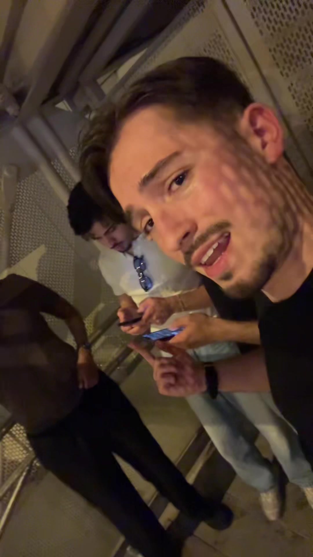 @L