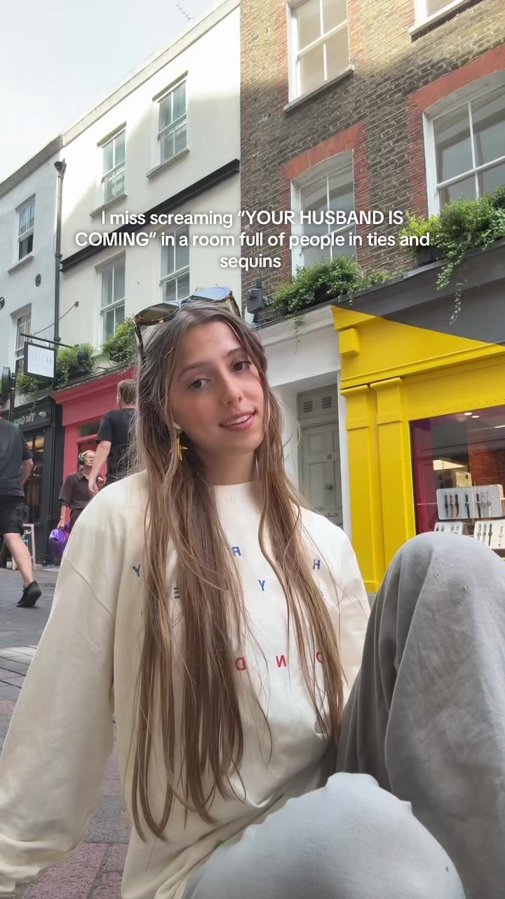 @⋆ Lola 𝄞 ྀིྀི ⋆