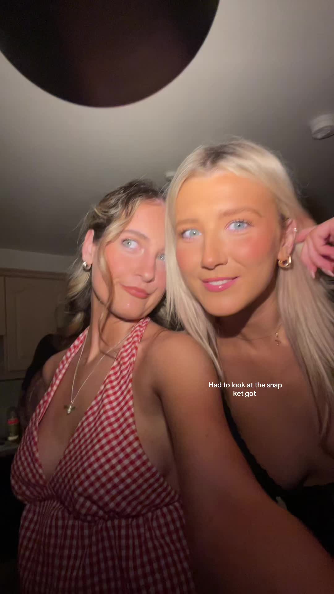 @Bella