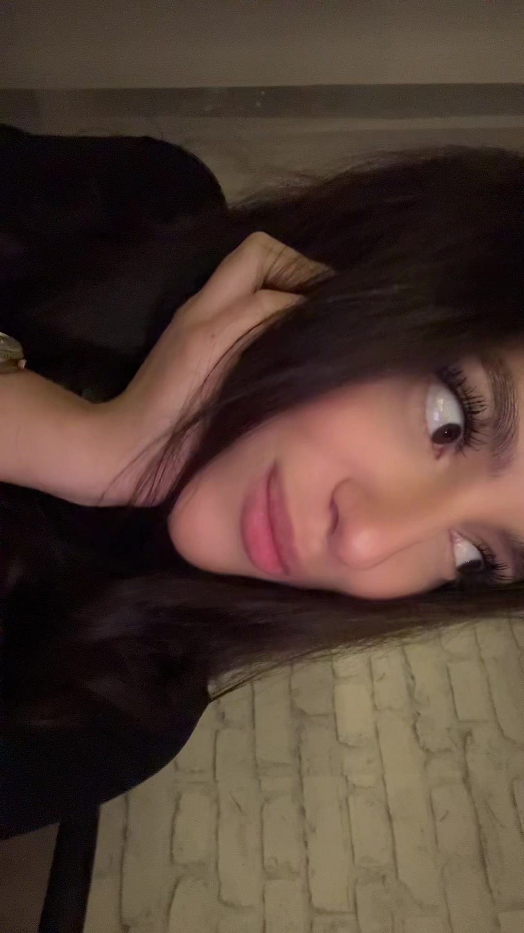 @S.