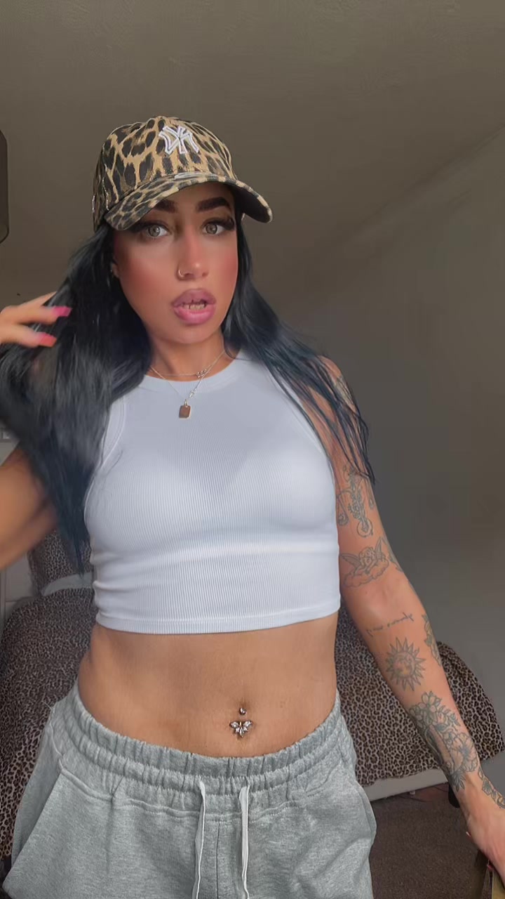 @Lara Rizzle