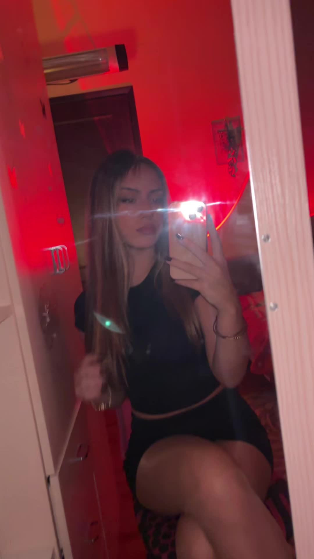 @tatinextdoor