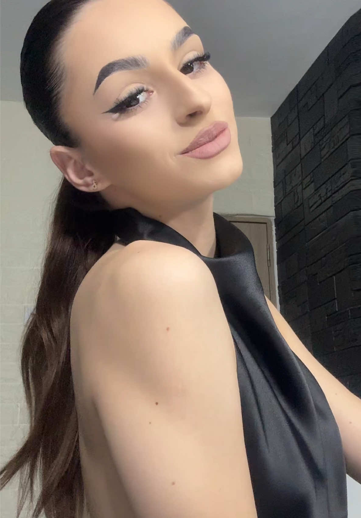 @simona
