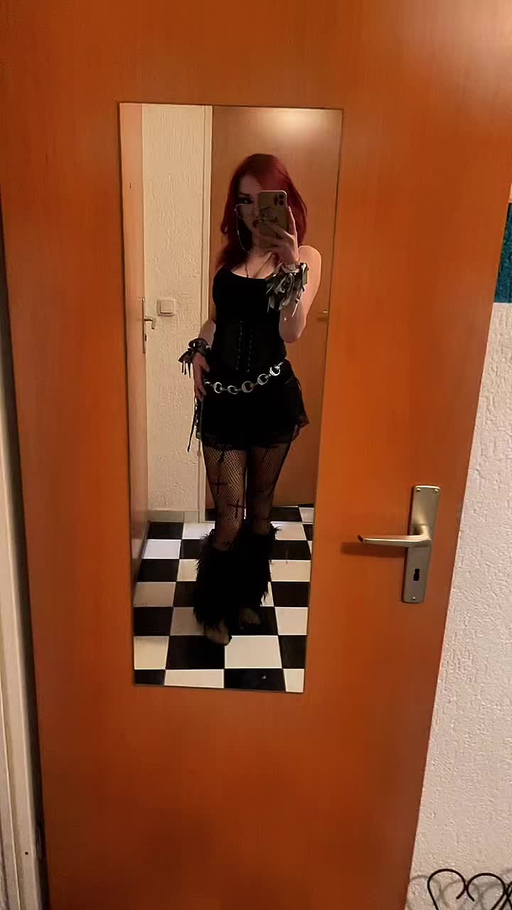 @‧₊˚ ཐི⋆ 𝔜𝔢𝔫𝔫𝔢 ⋆ཋྀ ˚₊‧