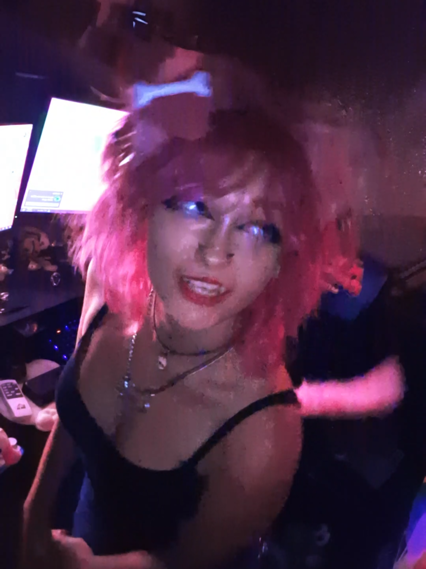 @T :3 ๐ MCM LONDON