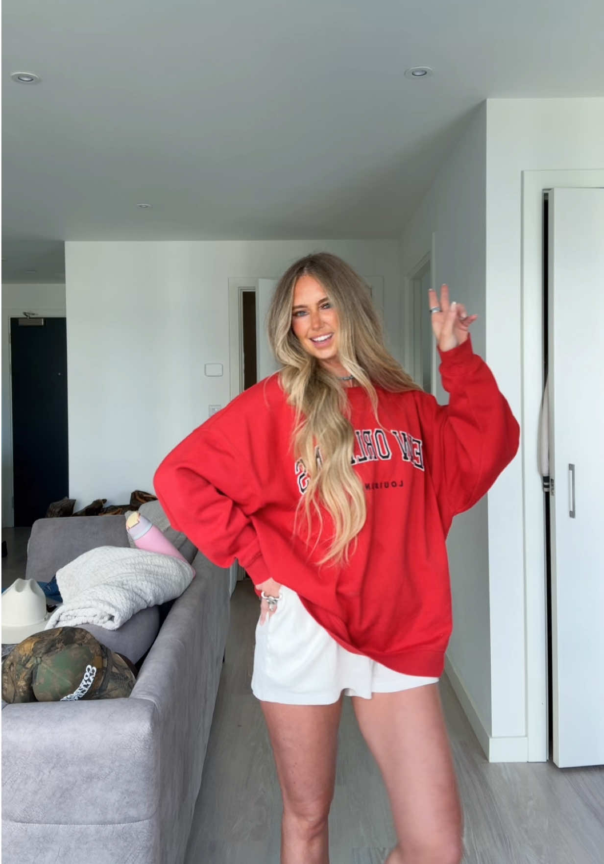 @ASHLEIGH VLOGS