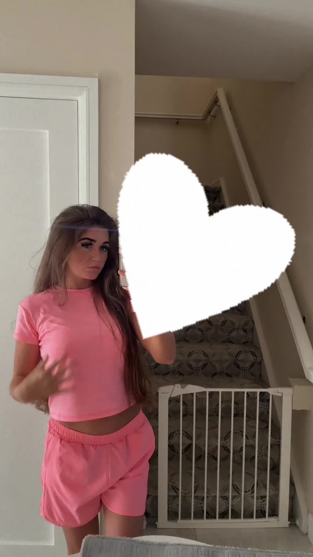@~J~