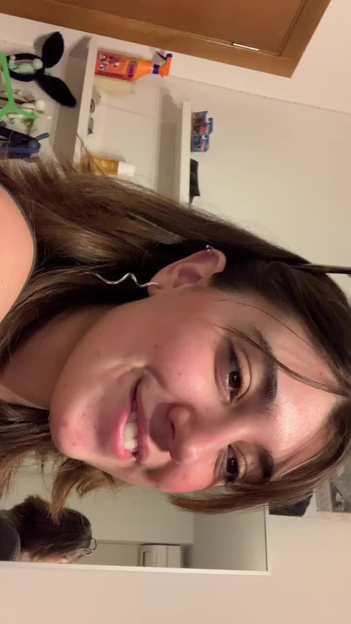 @Que_va