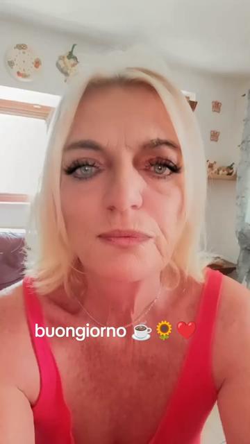 @Dany 🌻🌻🌻🌻🌻