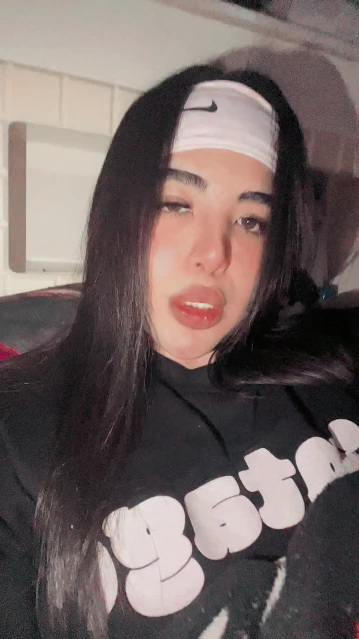 @mobinasharifi