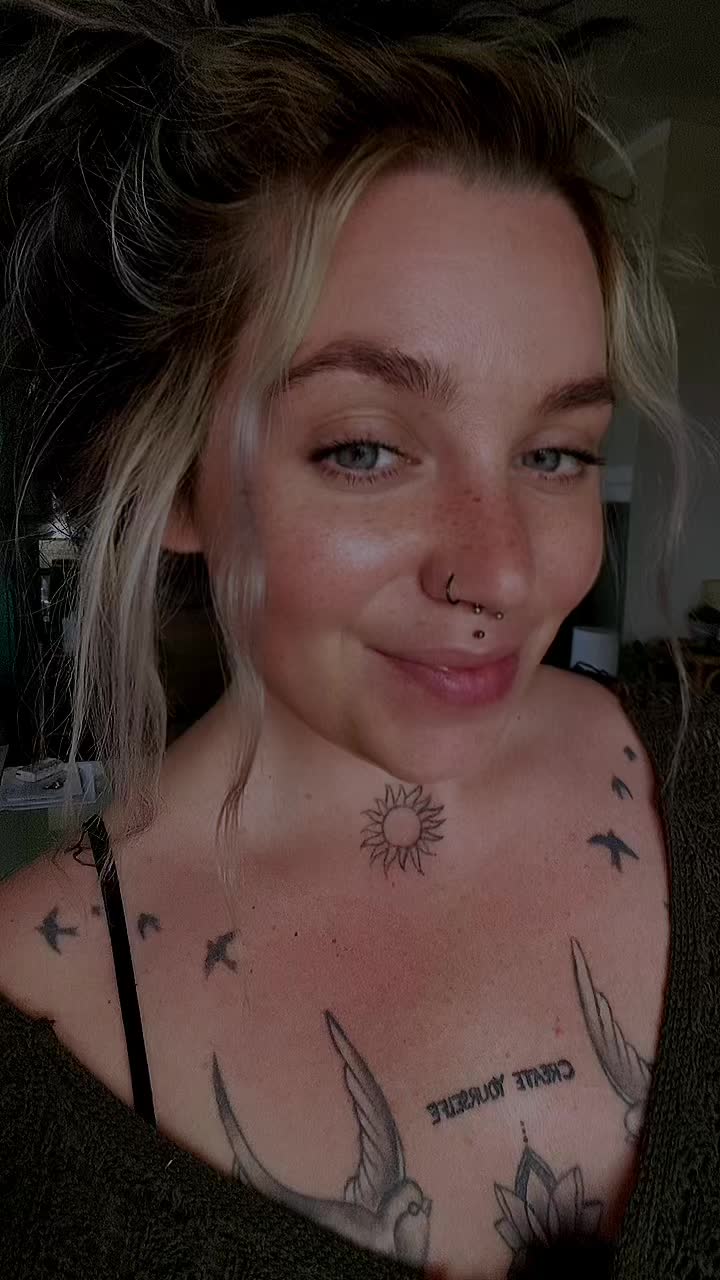 @Chrissy 🔮🕉