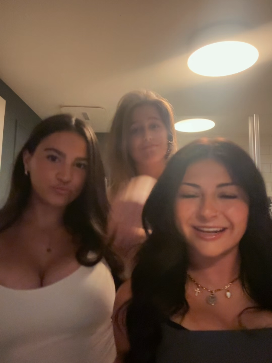 @Allegr&iacute;a