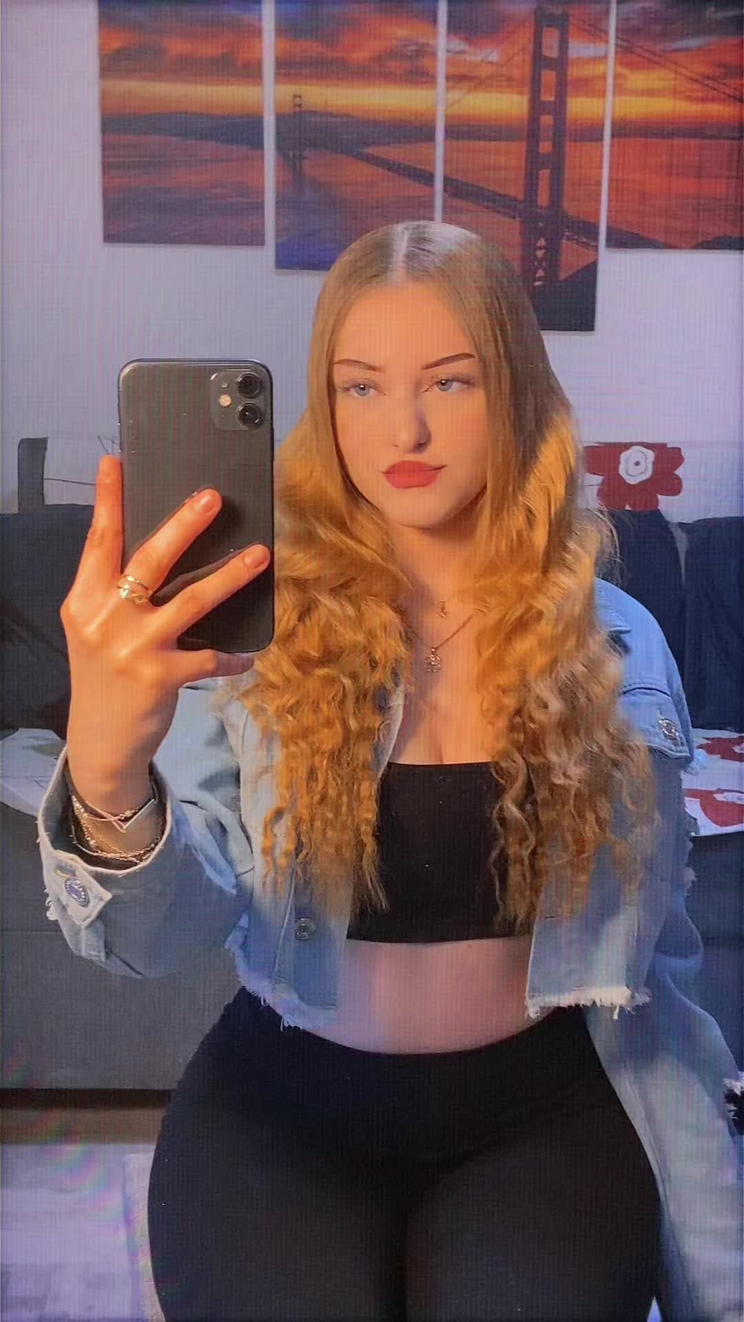 @𝕯𝖆𝖓𝖞