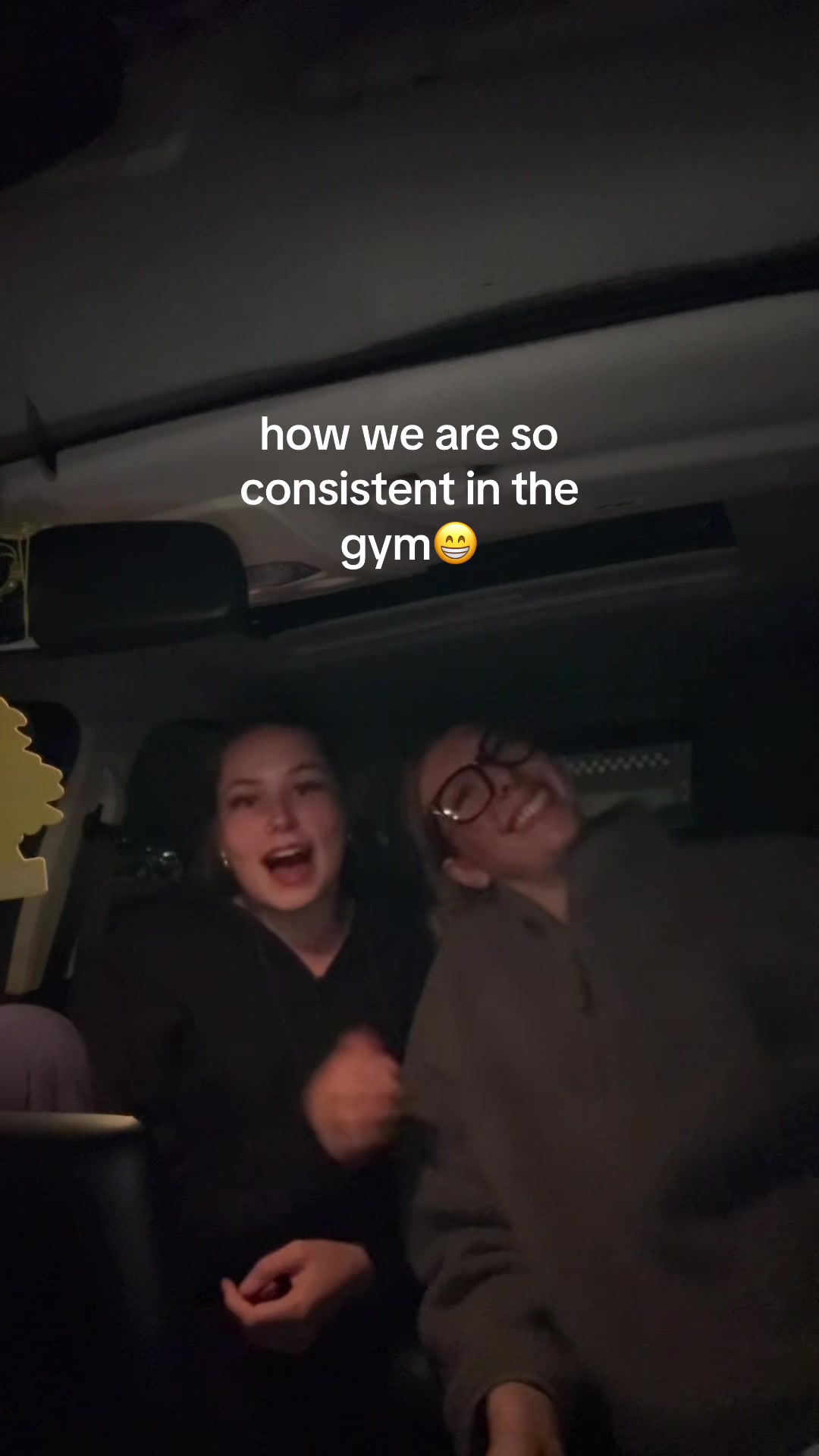 @maeve+amelie