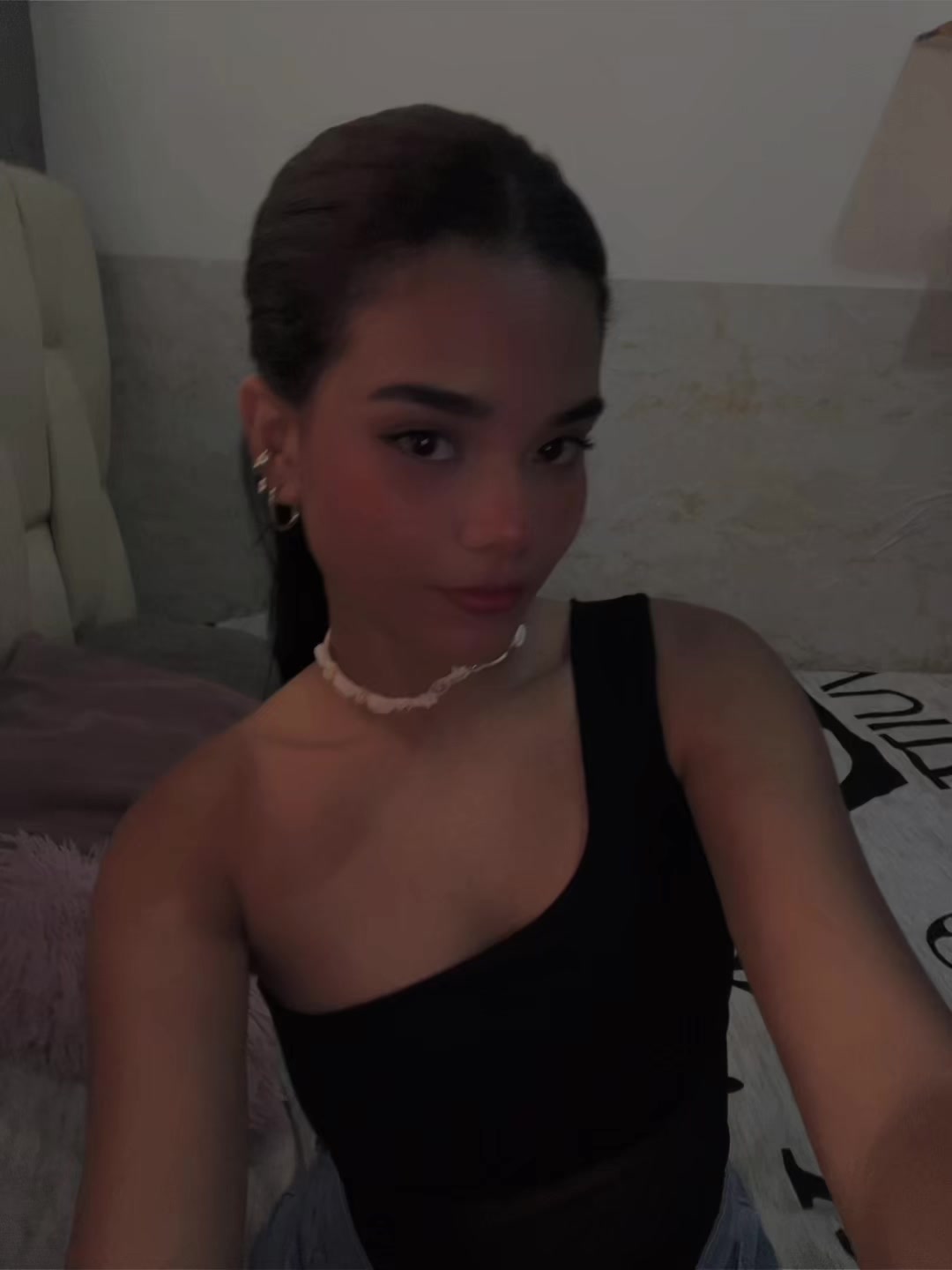 @🦋