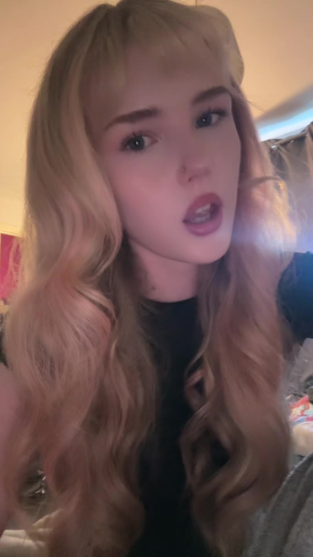 @❦