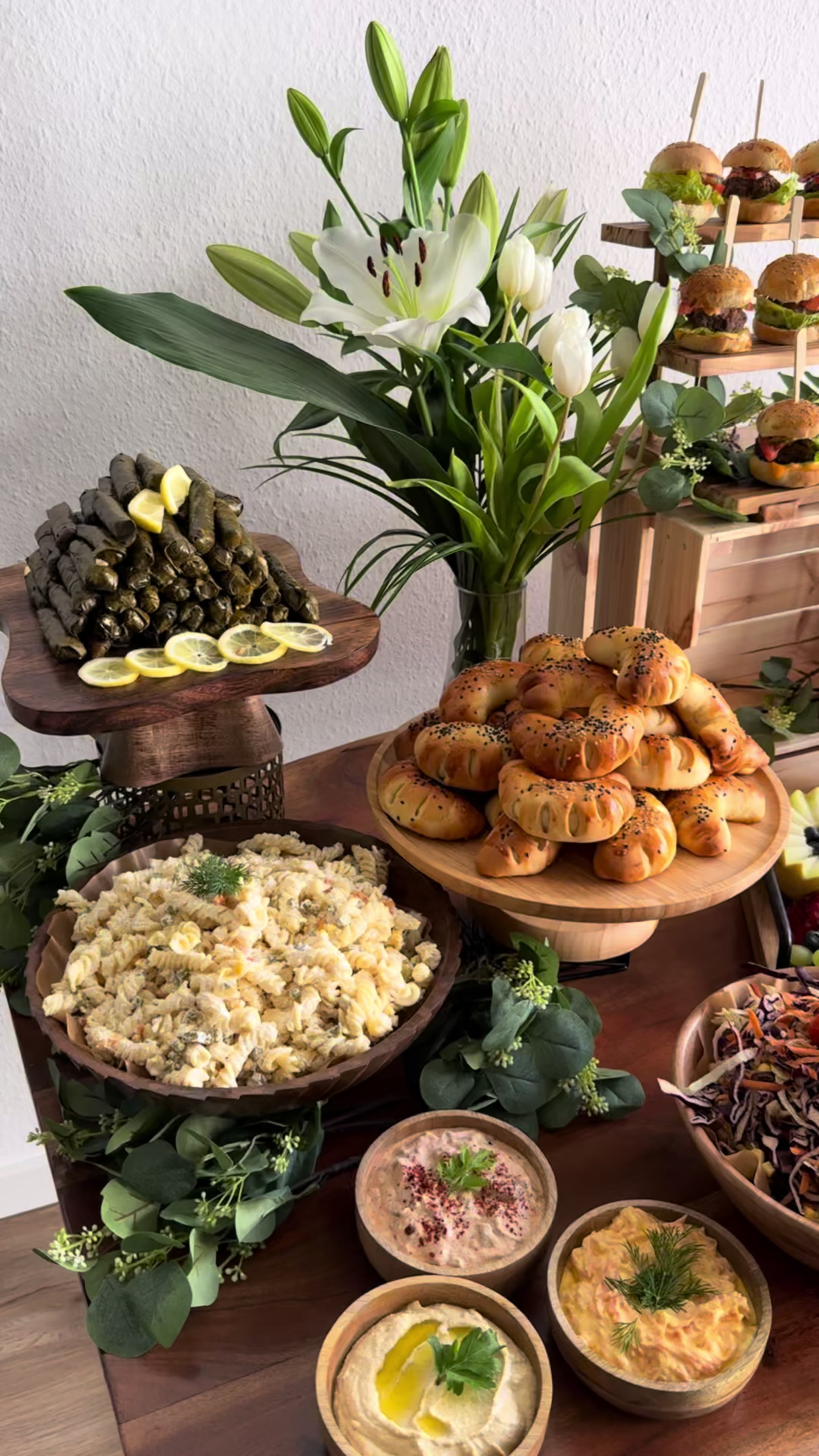 @creayums_catering