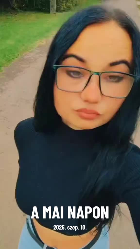 @mariann l&oacute;di 30