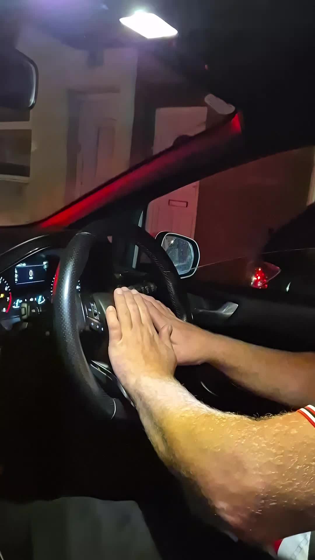 @leegee