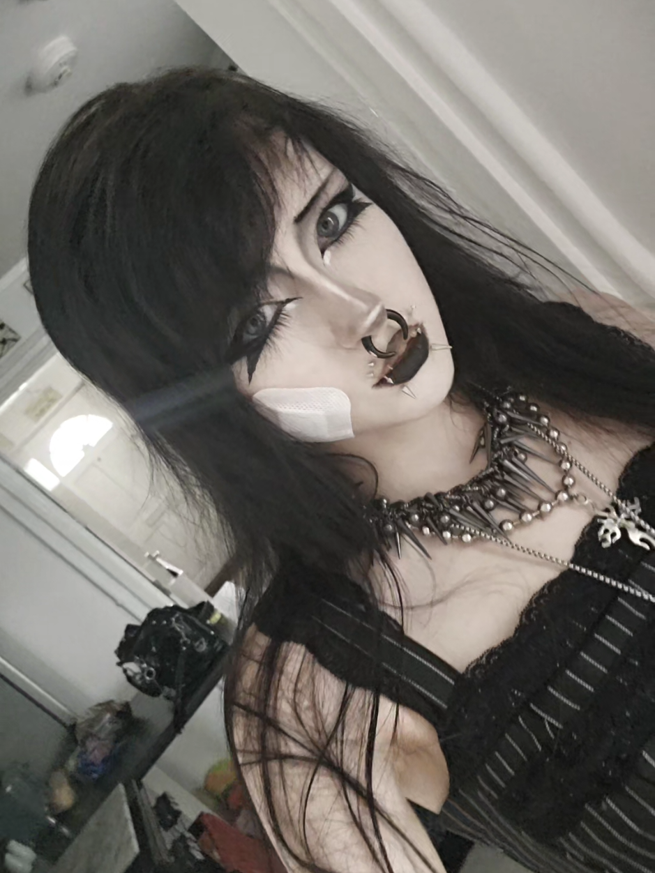 @vamp.1ust