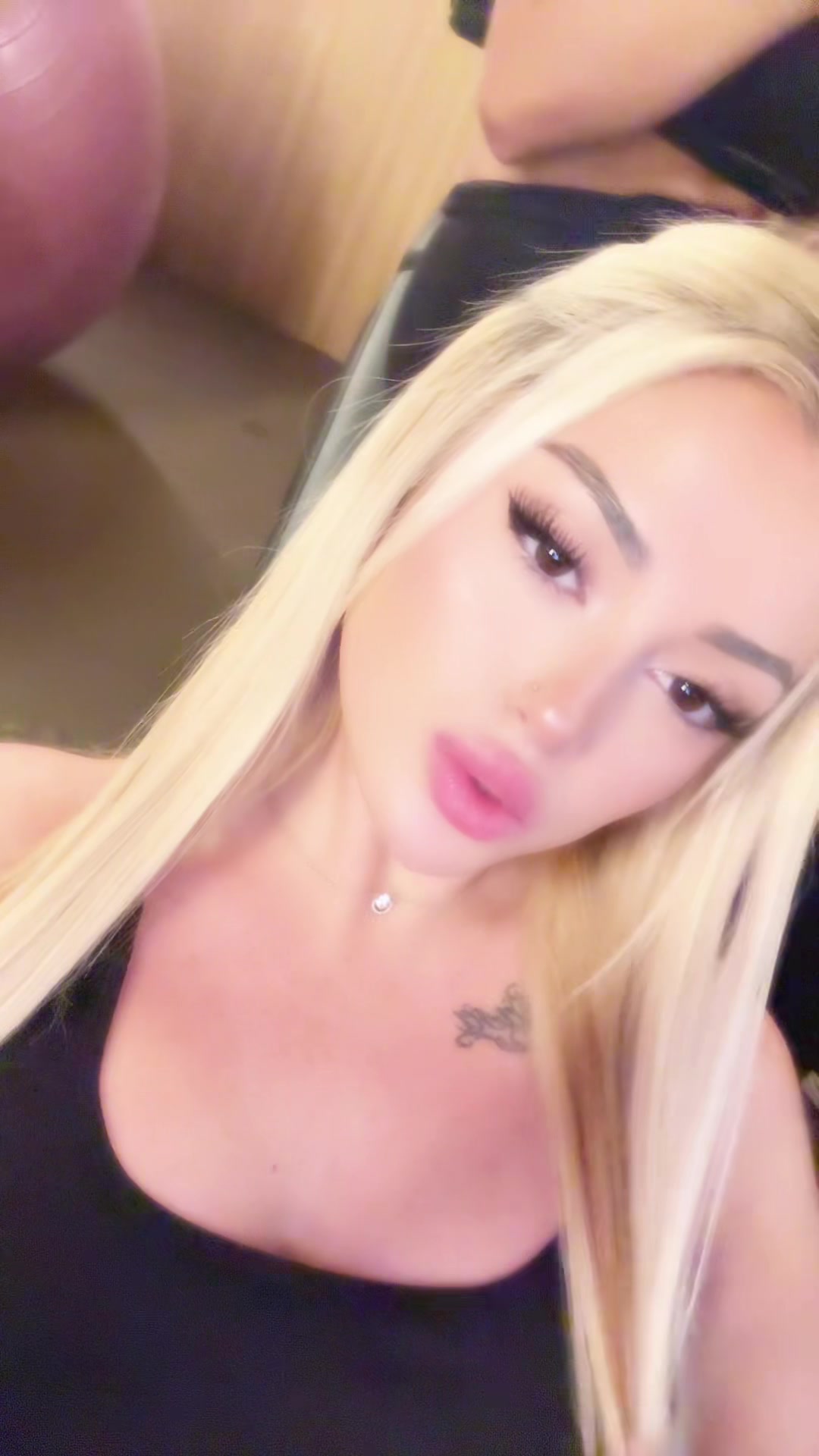 @ѕнειlα ѕαиcнεz🍒