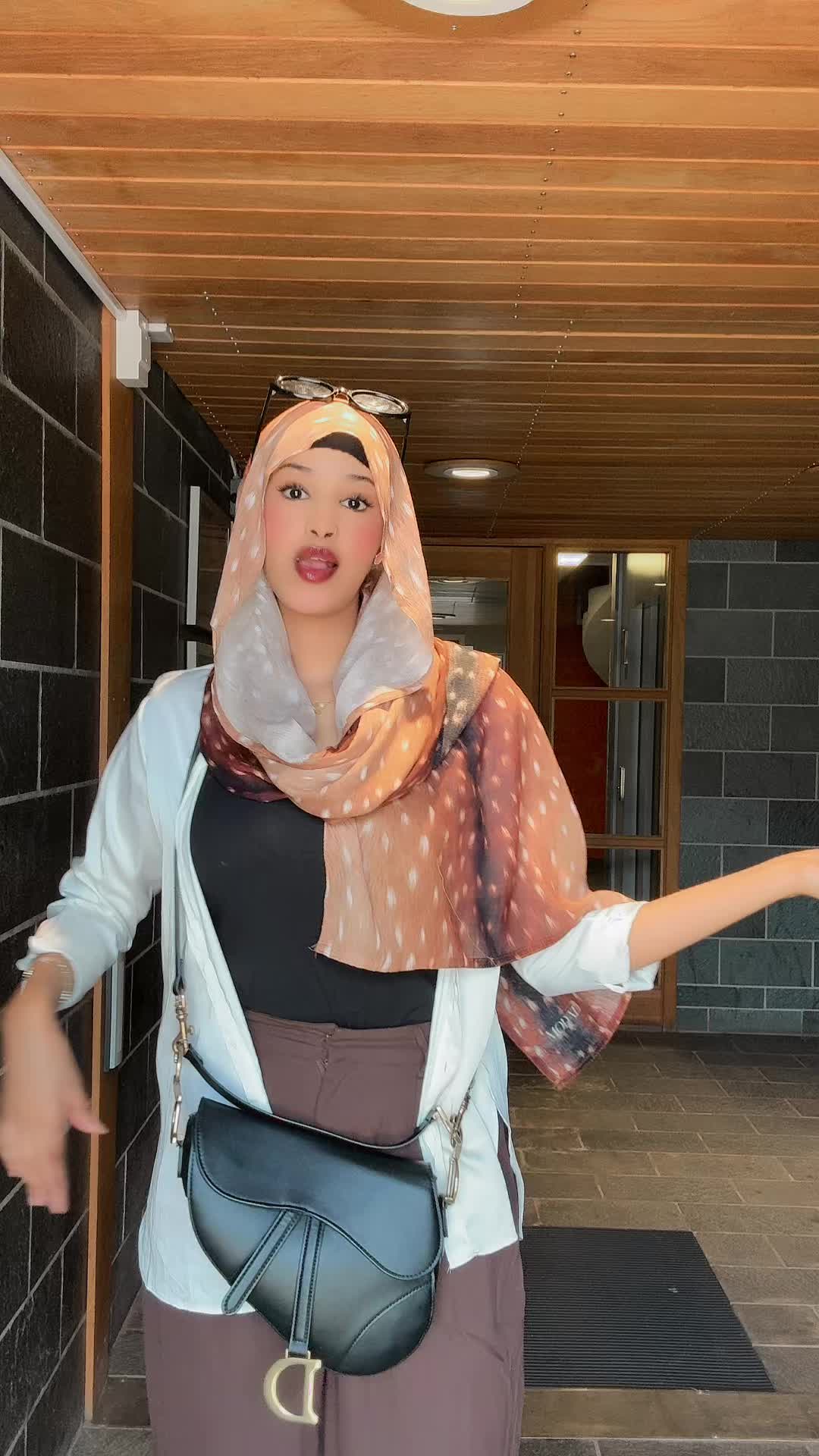 @3+4=6🧚🏽♀️💚🇸🇴❤️