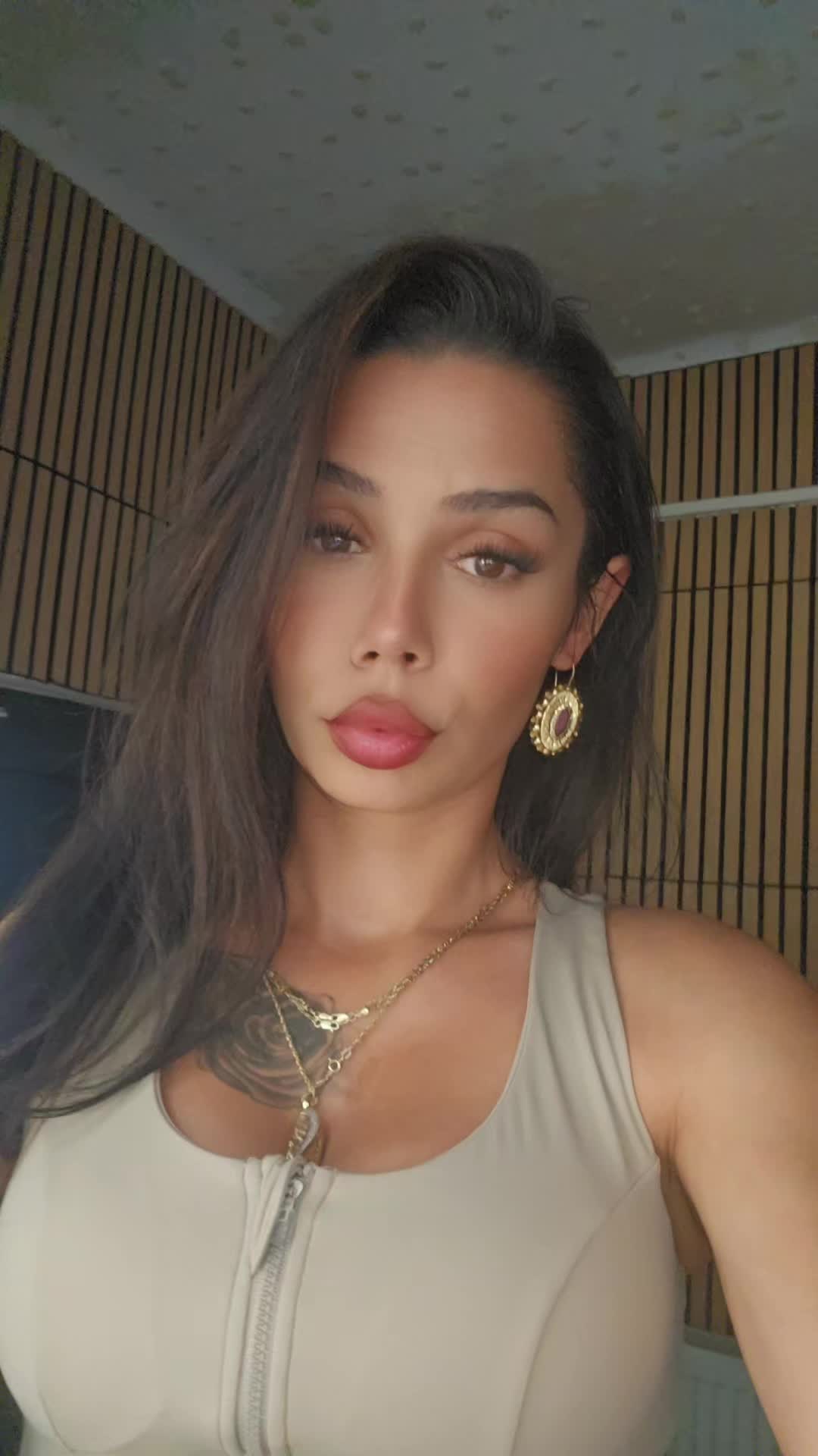 @nikoleta