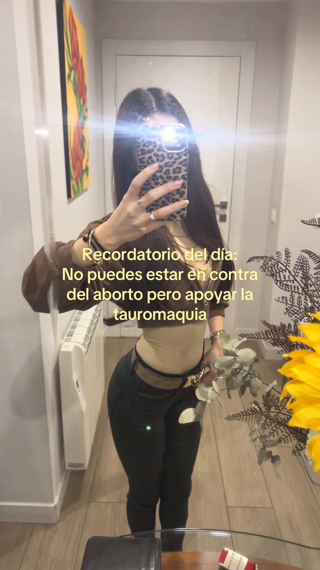 @🪞