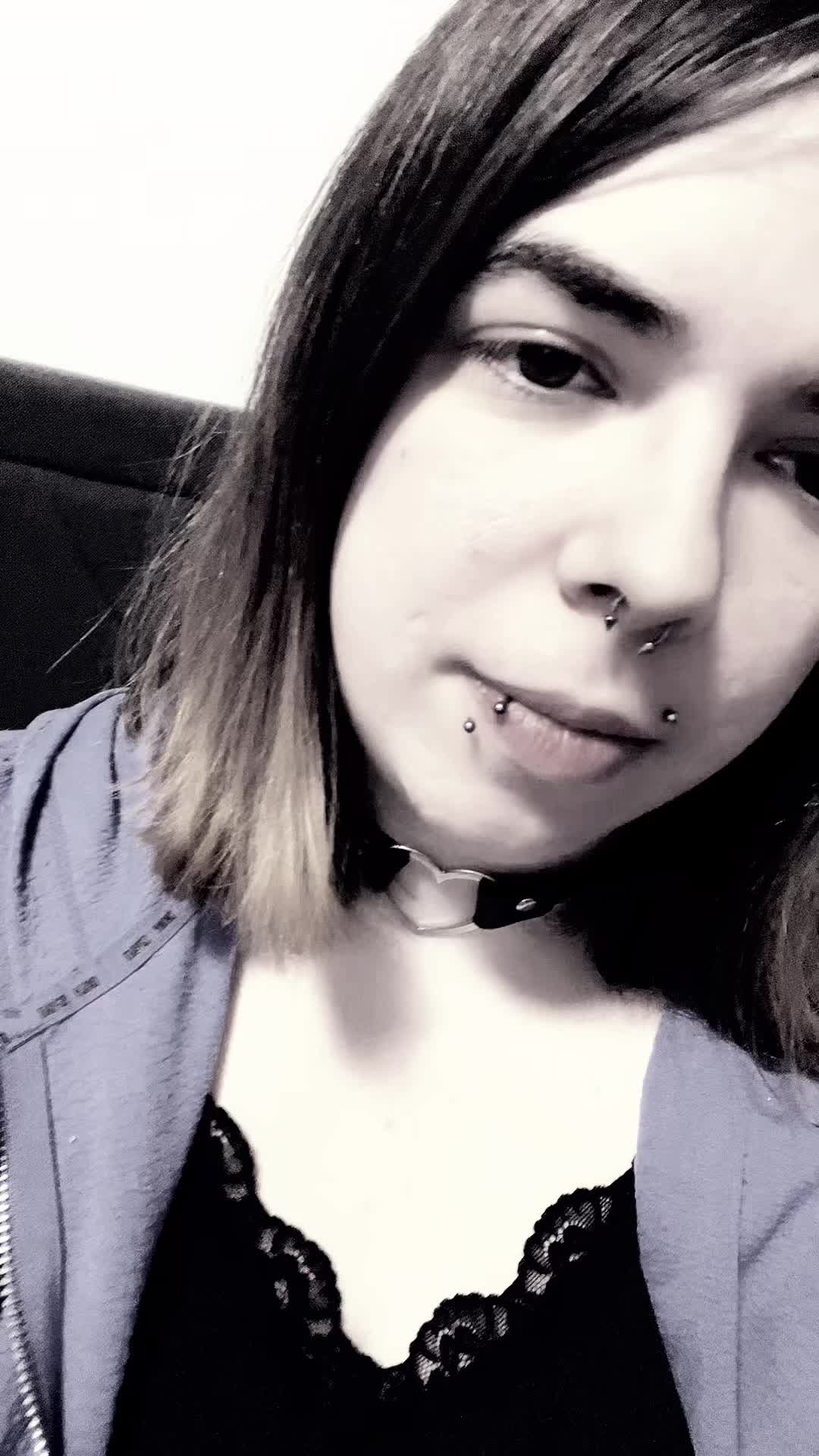 @AlischaHalbdemonin