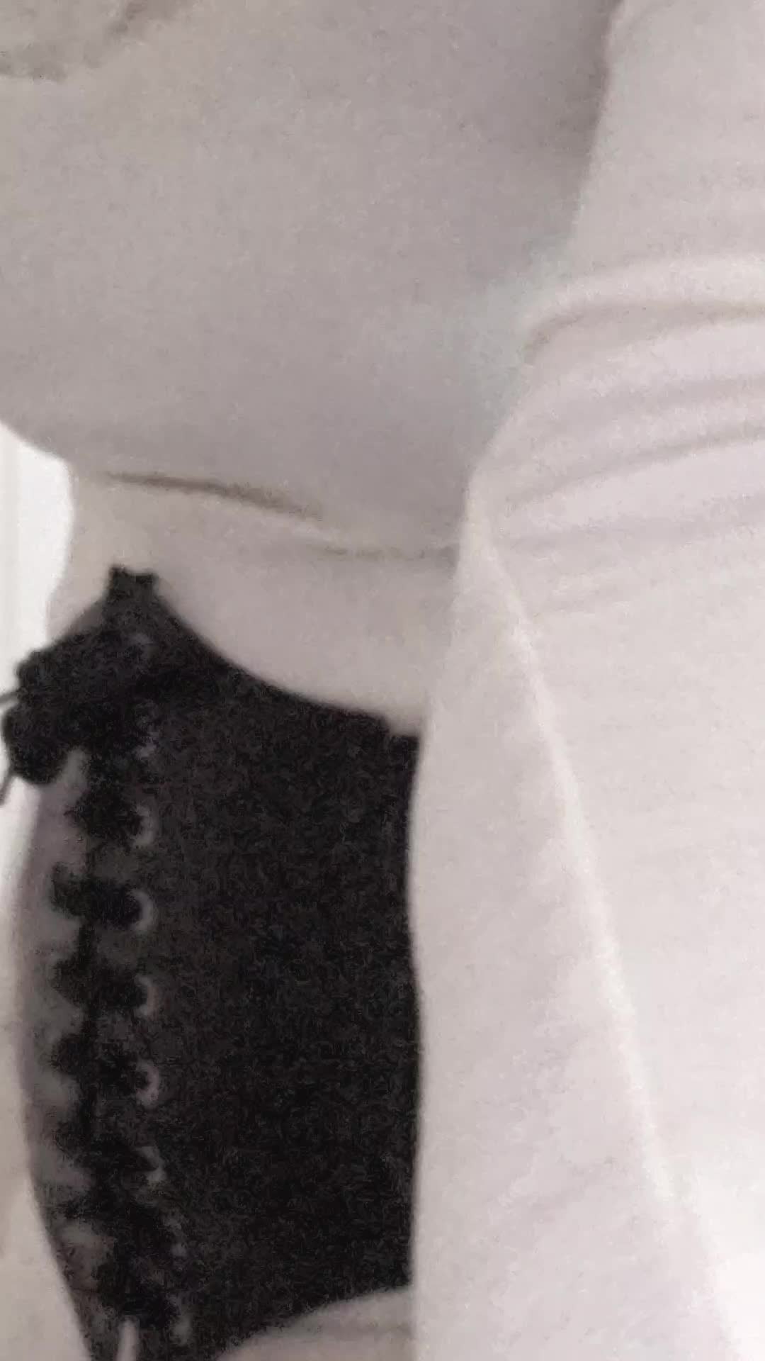 @◦•●◉✿ 𝑛̃𝑜𝑙𝑎 ✿◉●•◦